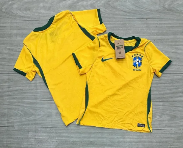 Camisa do Brasil feminina 