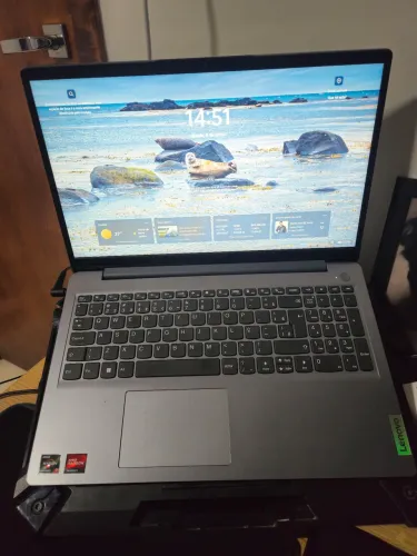 Notebook lenovo ideaPad 3 ryzen 7 12gb RAM