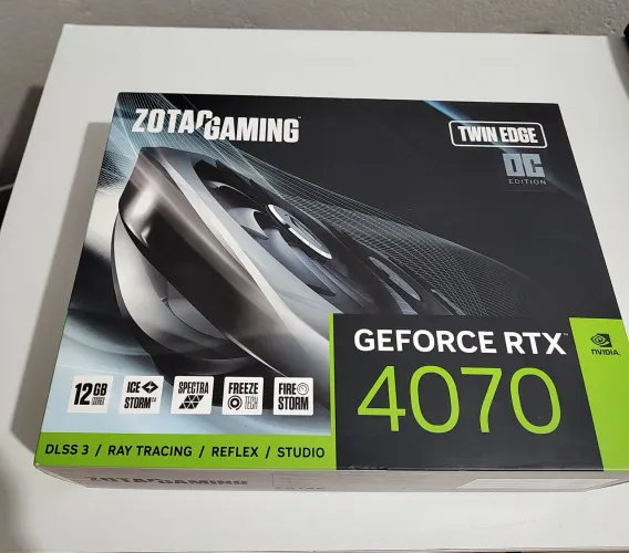Placa de Vídeo RTX 4070 Zotac Gaming OC 12GB