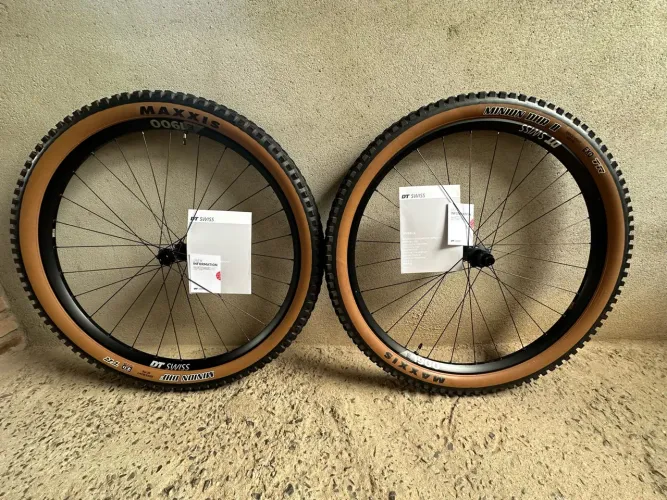 Rodas DT Swiss E1900 spline 30 enduro