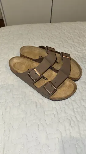 Sandália Birkenstock Tamanho 40/41 NOVA