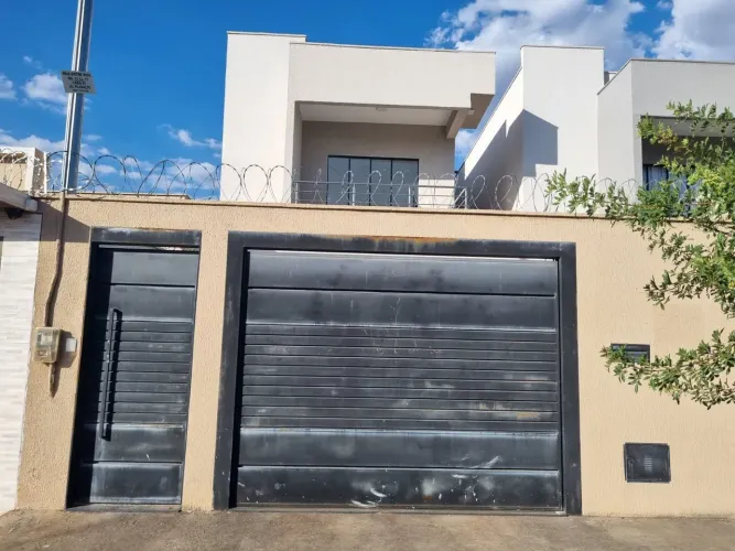 Sobrado de Alto Padrão à Venda  Jardim Planalto