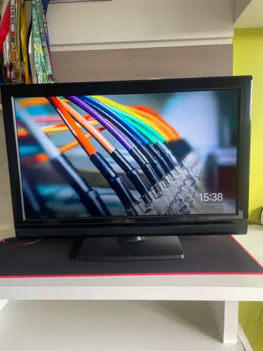 TV AOC 32 polegadas + chromecast 