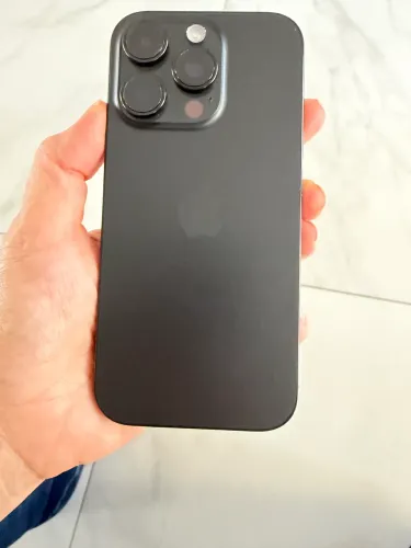 iPhone 16 pro 512gb 