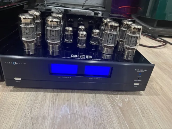 Amplificador CARY CAD-120S