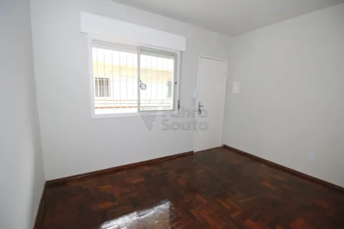 Excelente Oportunidade! Apartamento Padrão com 2 dormitórios