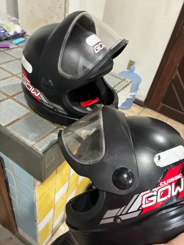 Vendo 2 capacete
