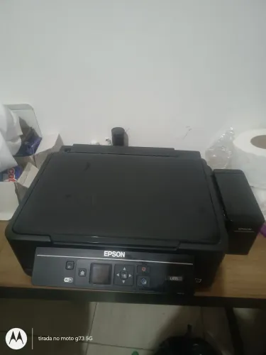Multifuncional Epson não tá puxando página