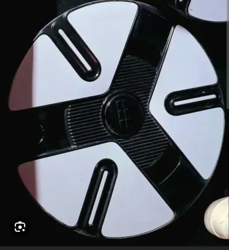 Vendo calota do geely ex2 nova (R$250)