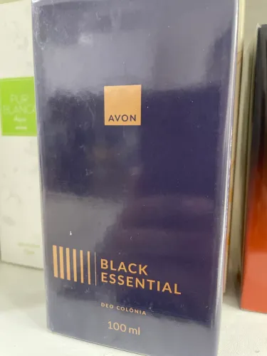 Perfume black essential Avon 100ml