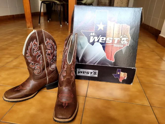 Bota texana country usada 2 vezes