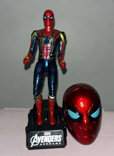 ACTION FIGURE HOMEM ARANHA - OFERTAS
