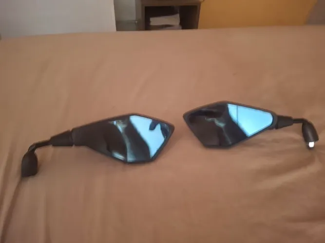 Retrovisor da z 400 rosca yamaha. Manopla azul