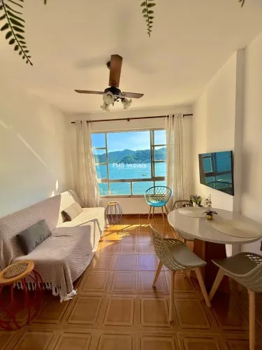 Apartamento para locação no Centro de São Vicente-SP: 1 quarto, 1 sala, 1 banheiro, 35m² d