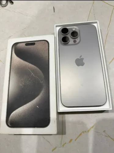 IPHONE 15 PRO MAX 256gb