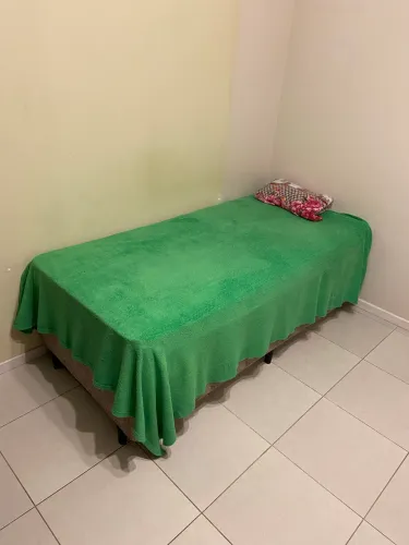 LOCAÇÃO DE QUARTO INDIVIDUAL PARA MULHER INCLUI ÁGUA,GAS, INTERNET,ENERGIA