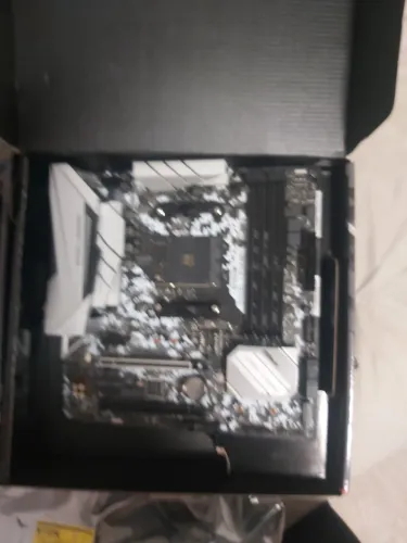 Placa-Mãe AM4 Asrock Steel Legend com Caixa - OLX Pay