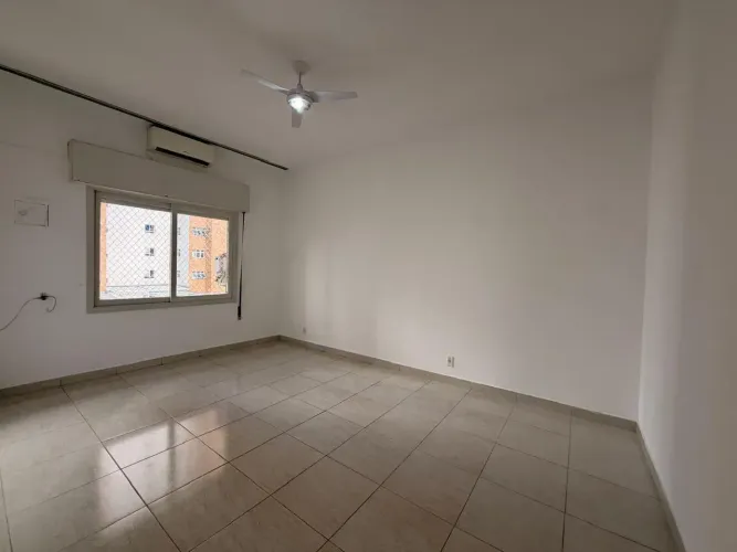 ALUGA-SE Apartamento 1 dormitório funcional no coração do GONZAGA em Santos!