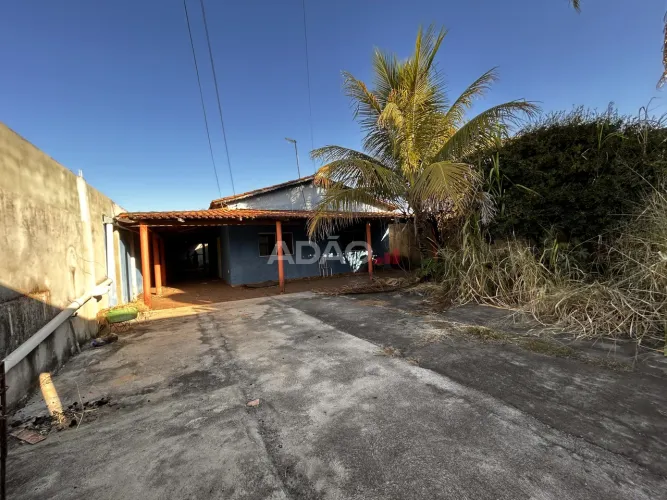Casa 3 quartos na avenida principal Casa de Rua com 3 Quarto(s) e 1 banheiro(s) à Venda, 3
