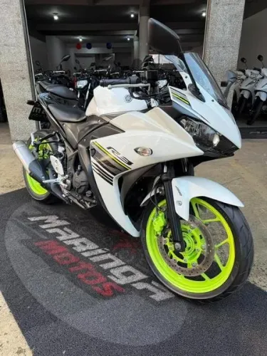 YAMAHA R3 2018. IMPECAVEL.
