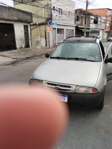 Ford Courier CLX 1.4i 16V 1998
