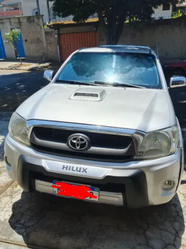 Toyota Hilux CD D4-d 4X4 2.5 16V 102cv TB Dies. 2010