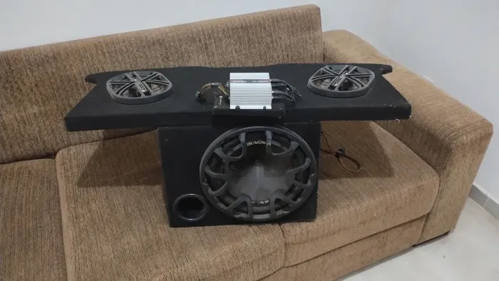 Auto Falante 69 + Sub + módulo 400RMS