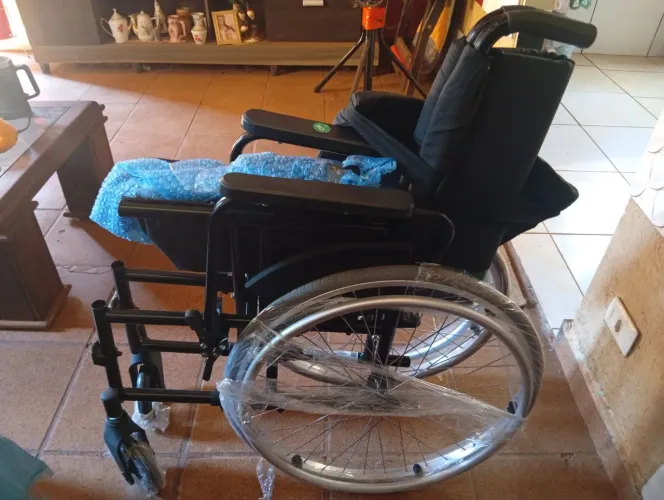 cadeira de rodas MOD OS1 501