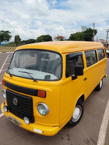 Volkswagen Kombi Standard 1.4 MI Total Flex 8V 2011