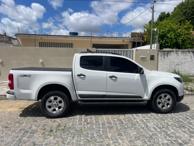 Chevrolet S10 Pick-up LS 2.8 TDI 4X4 CD Dies. Mec. 2021