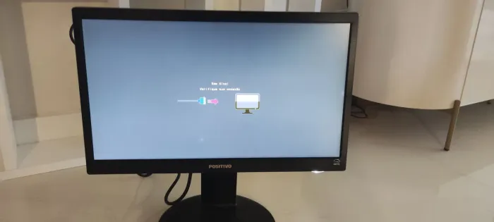 Monitor Positivo 19.5 polegadas (VGA)