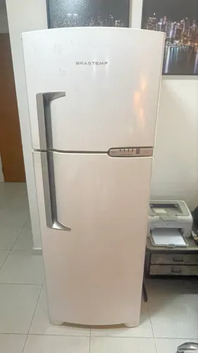 Geladeira Brastemp Frost Free Duplex 352 litros Branca com Porta-Latas Removível - 110V