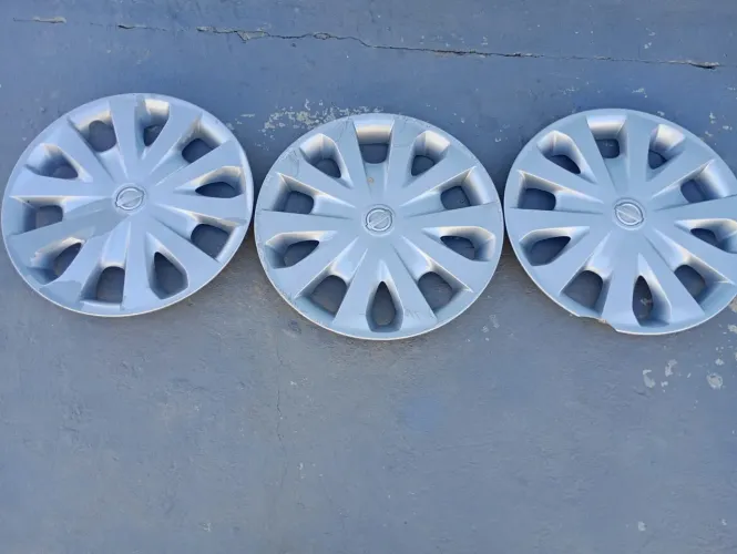 Calotas ORIGINAIS Nissan Versa