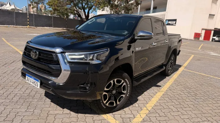 Toyota Hilux CD SRX 4X4 2.8 TDI 16V Diesel Aut. 2021