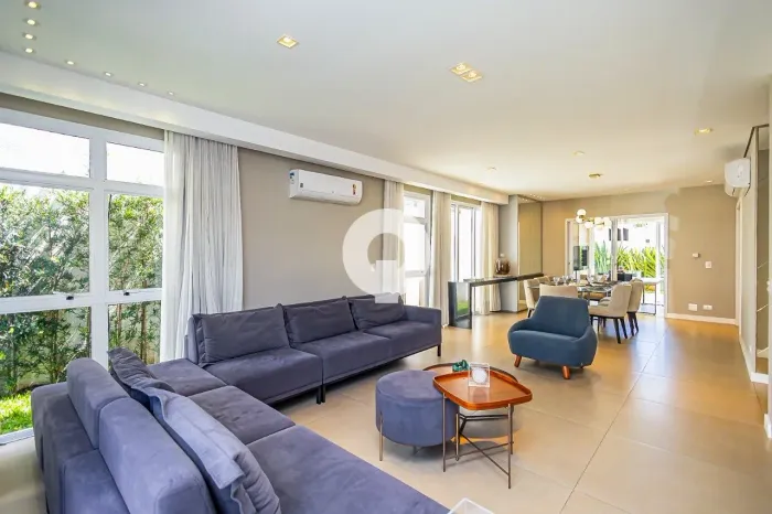 CASA À VENDA EM CONDOMINIO EM SANTA FELICIDADE