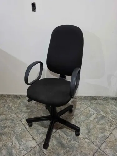 Cadeira de escritório presidente *ACEITO CARTÃO*