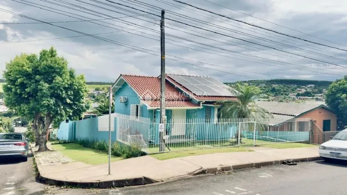 Casa plana 2 quartos sendo 1 suíte no Bairro Boa Saúde em Novo Hamburgo