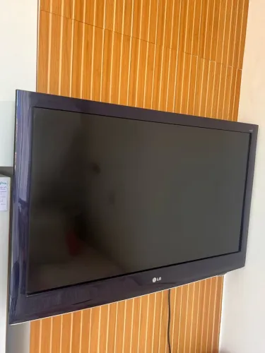 VENDO TV LG 42 POLEGADAS FULL HD