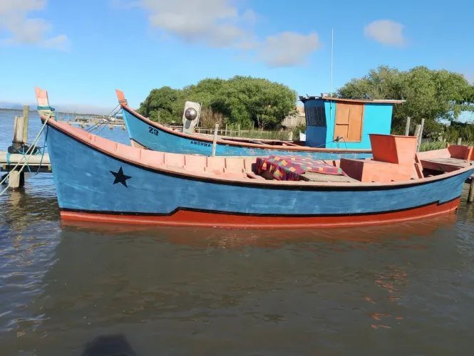 Vendo casco de barco.