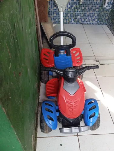 Triciclo Infantil 4 em 1 com Haste de Empurrar