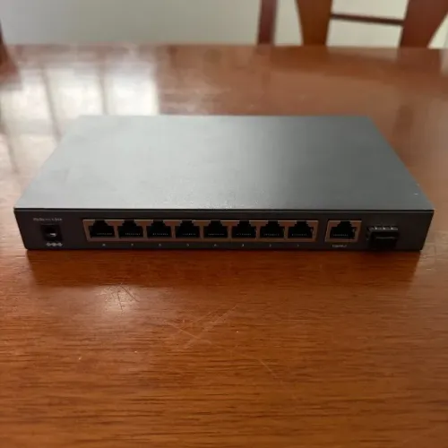 Switch TP-Link TL-SG1210P 8 Portas Gigabit PoE+ 63W + SFP