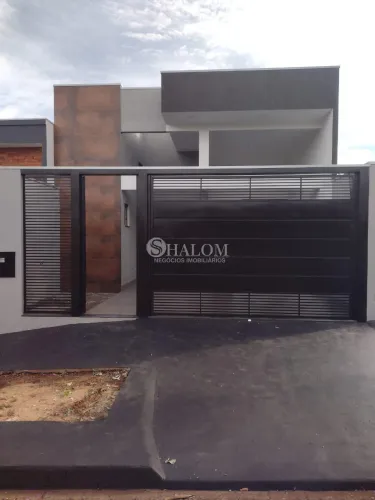 Casa à venda em Maringá, Loteamento Sumaré, com 3 quartos, com 105 m²