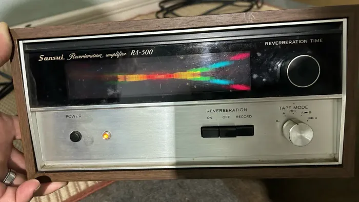 Amplificador sansui