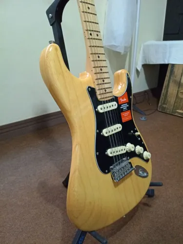 Fender americana profissional 
