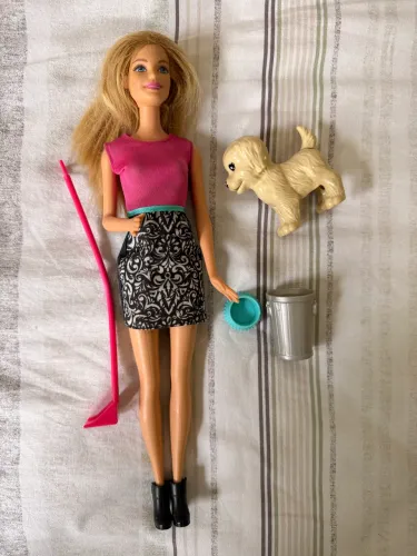Barbie filhotes travessuras