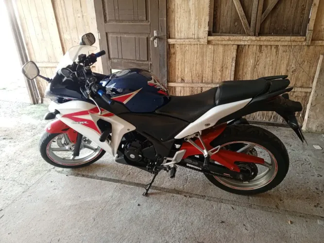 Moto de tiozao