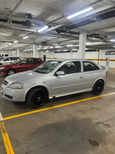 Chevrolet Astra 2.0/ CD/ Sunny/ GLS 2.0 8V 3P 2003