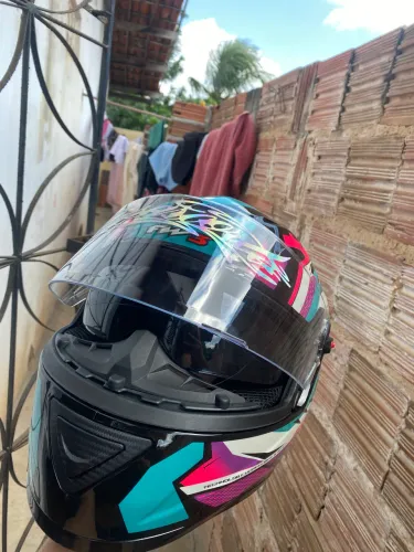 Capacete fw3 Tiffany