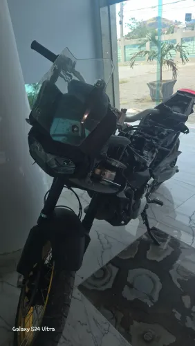 BMW F850 GS COM TODAS AS PEÇAS. 