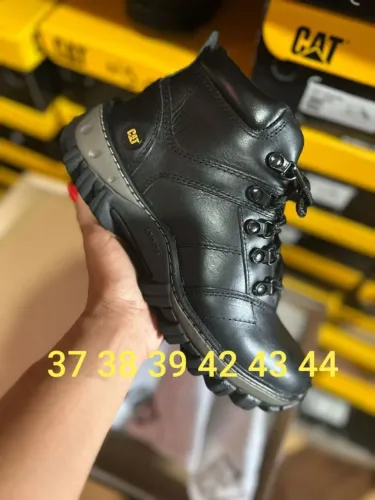 Bota CATERPILLAR cano médio ( couro legítimo) 37 ao 44